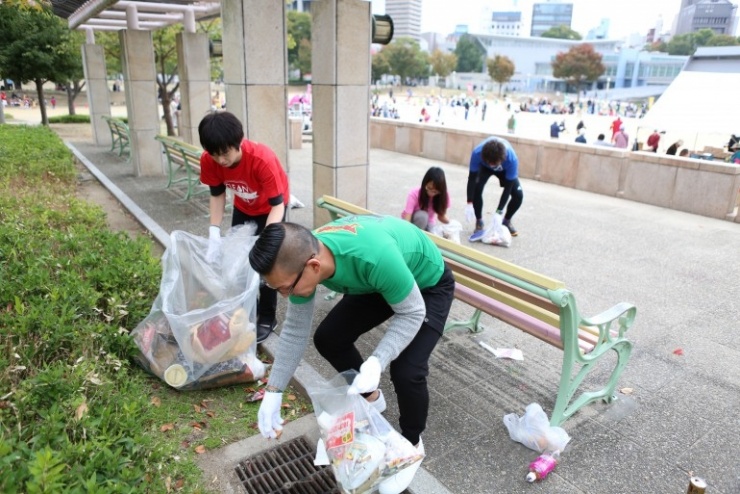 第二回Tシャツ戦隊プリントレンジャー扇町公園でのプレイベントの模様