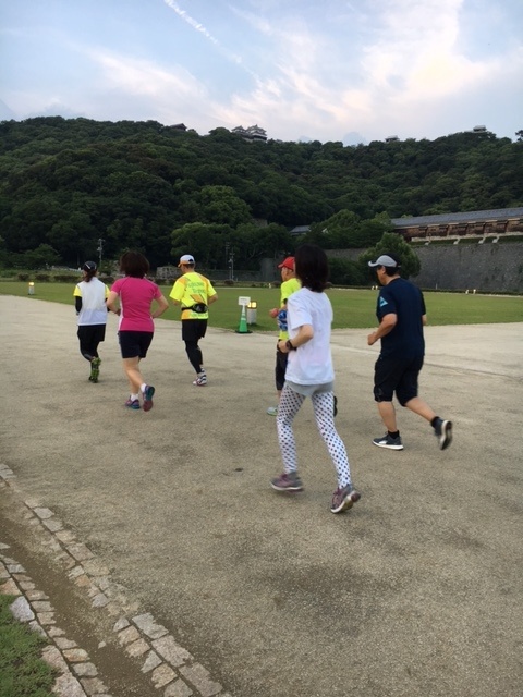 ペース走やインターバル走で走力アップ