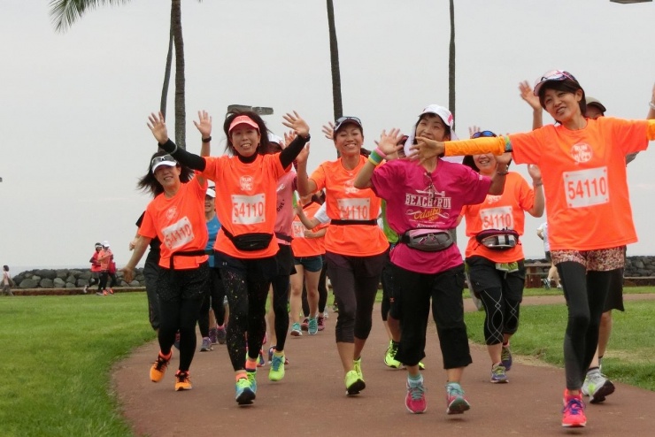 ホノルルマラソンツアー中　プログラムの様子（イメージ）