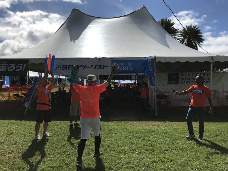 ホノルルマラソンツアー中　プログラムの様子（イメージ）
