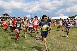 クロスカントリーの部　スタート地点付近
