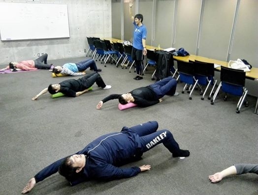 送料込み【コアヌードル✴︎柔らかストレッチポール】姿勢腰痛改善✴︎肩甲骨リラックス 2本セット【コアヌードル✴︎柔らかストレッチポール】姿勢腰痛改善