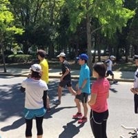 基本の身体の使い方を何度も反復します。