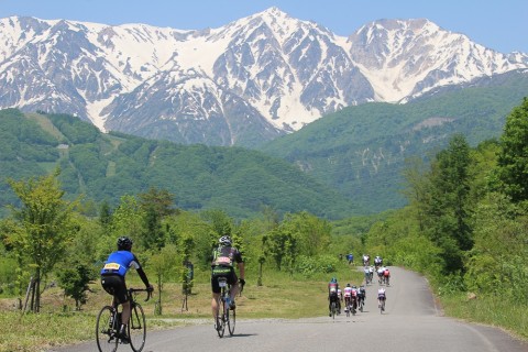 スペシャライズドプレゼンツ　緑のアルプスあづみのセンチュリーライド2019【応援バス】