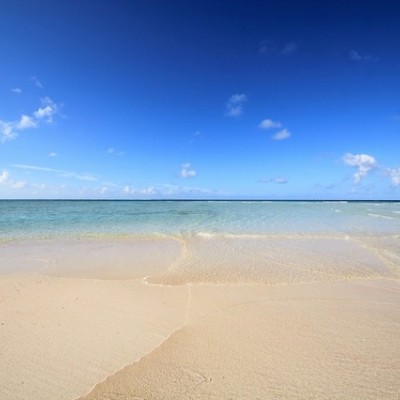 サンゴ礁の島、与論島一周ランコース（大島郡）