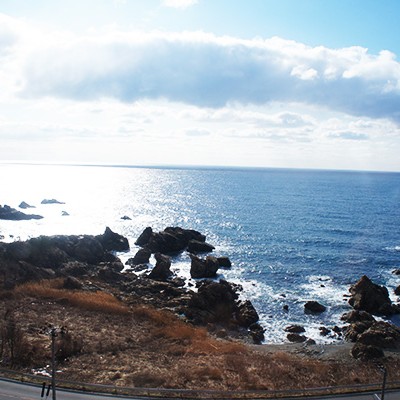 岩ガキに温泉！日本海夕日コース（秋田市）