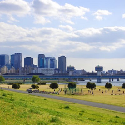 ランニング大会のメッカ！淀川河川敷コース（大阪市）