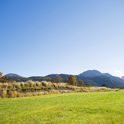 九重連山を仰ぐ風の丘コース（九重町）