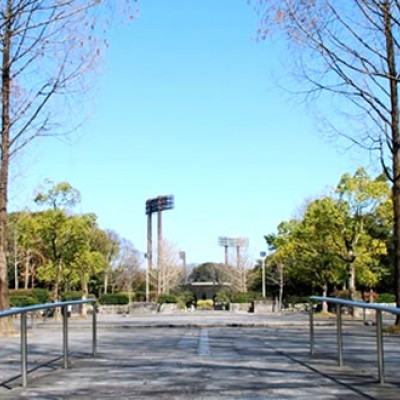 緑豊かな運動公園、春日公園周回コース（春日市）