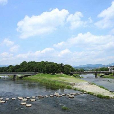 鴨川沿いから出町三角州コース（京都市）