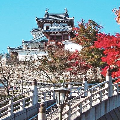 福知山城と由良川、丹波のもみじ寺長安寺コース（福知山市）