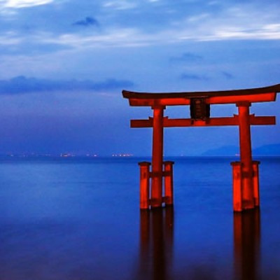 琵琶湖の西沿岸を走る白髭神社コース（大津市）