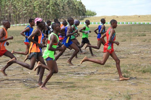 【埼玉・飯能】2019.11.23（土）飯能ベアフットマラソン×ケニア式ベアフットランニング教室！