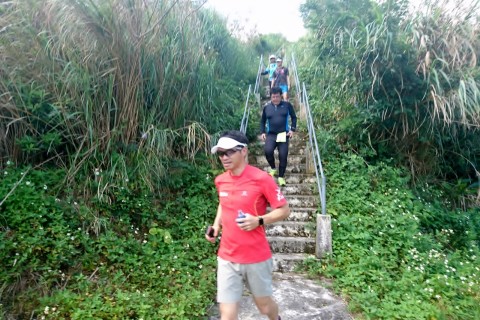 中城ハンタ道を走る（ランニングツアー）