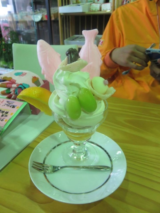 ダンゴチンコパフェ