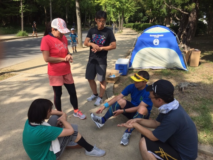 シューズの履き方を指導！非常に大事！！