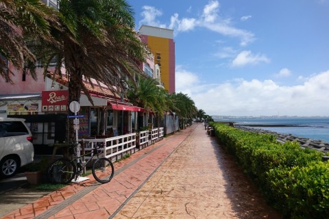 北谷の海風を感じるランニングツアー@AIEN Coffee & Hostel