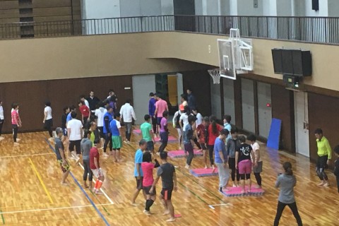 オリンピアン　中村友梨香とはだしランニング吉野剛を講師に迎え「ランニングイベント」開催