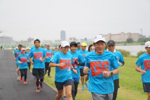 新潟シティマラソン2019　サトウ食品　餅は走るチカラランニングクラブ