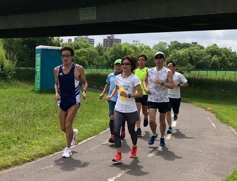 ヨガの後はみんなでランニング