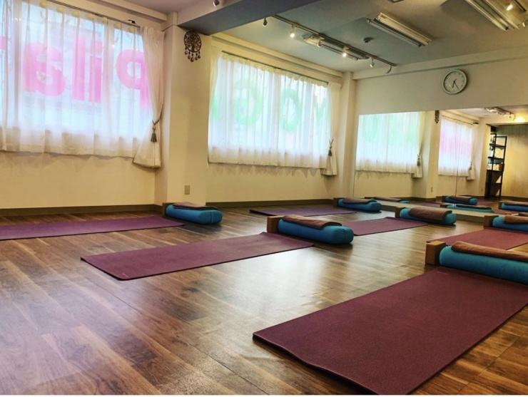 ヨガ＆セラピースタジオマリーチ