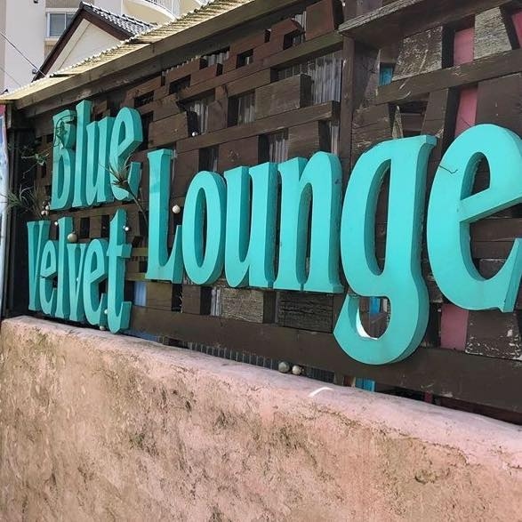 ブルーベルベットラウンジ