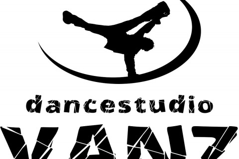 ｄａｎｃｅｓｔｕｄｉｏＶＡＮＺ