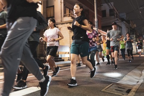 ［女性向け］走り方を変えて美脚を手に入れませんか？話題のスマートシューズで走り方改善！