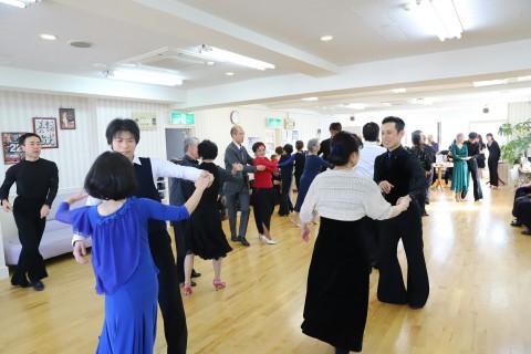 ハマノダンスワールド