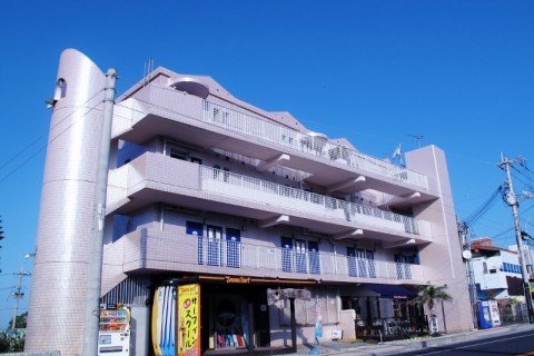 ピンクマーリンクラブ