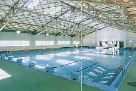 奄美市名瀬運動公園水泳プール
