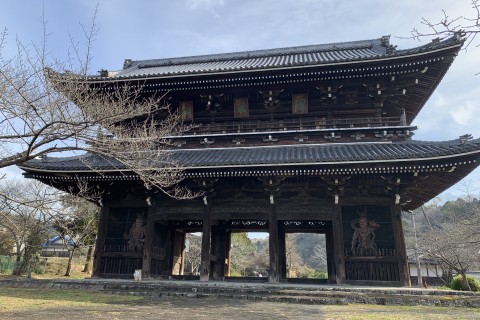伝統工芸根来塗体験と歴史を感じる女子限定サイクリング