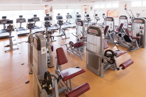 パウスポーツクラブ