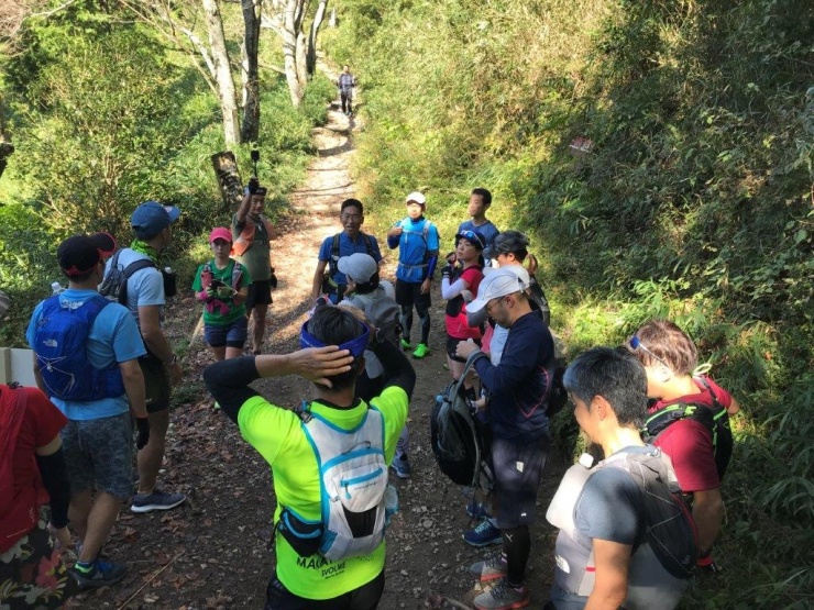 レクチャーを受けながら進みます