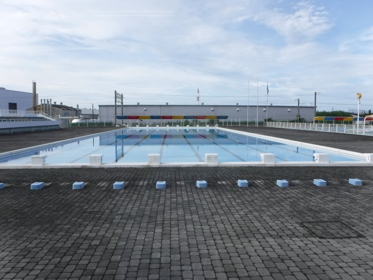 鳥栖市民プール