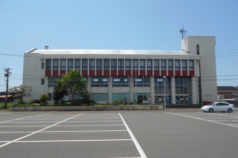 長岡市／与板体育館