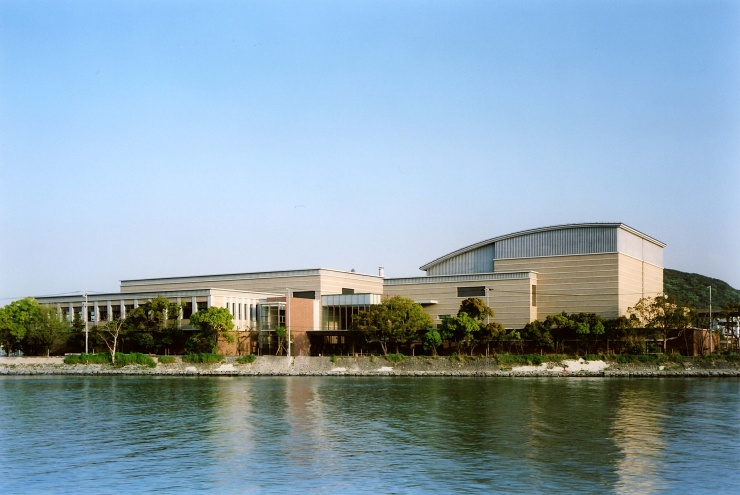 洲本市立／文化体育館