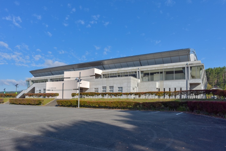 北杜市／高根体育館