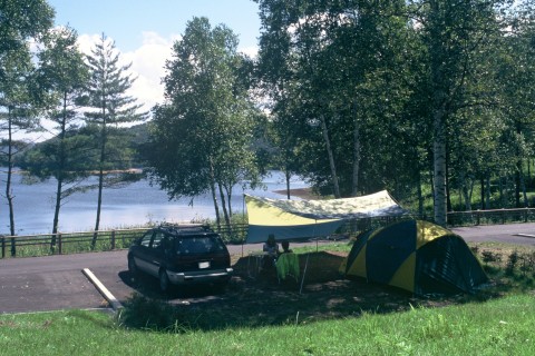 岩洞湖家族旅行村