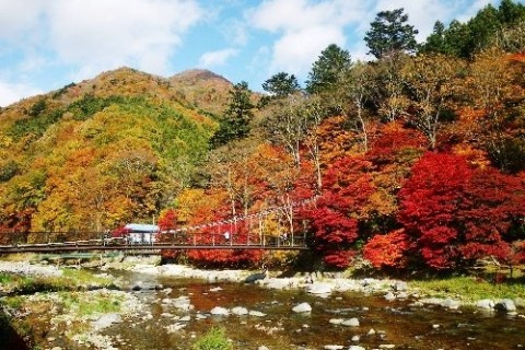 塩原温泉名所　旧跡と箒川渓谷のみち