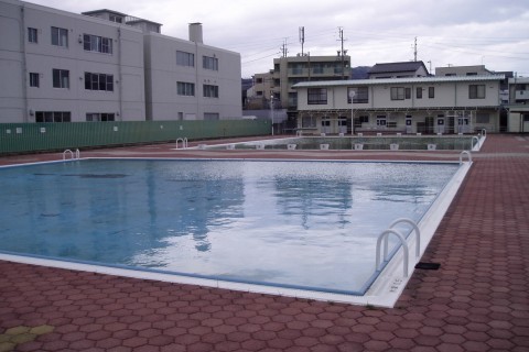 松本市／沢村市民プール