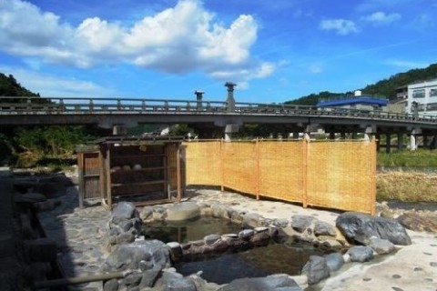 やすらぎの水辺三徳川と三朝温泉のみち