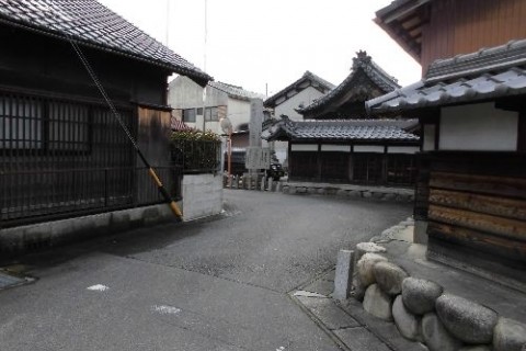 回想の道を歩く