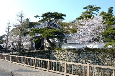 「花鳥風月」崋山の世界を訪ねるみち