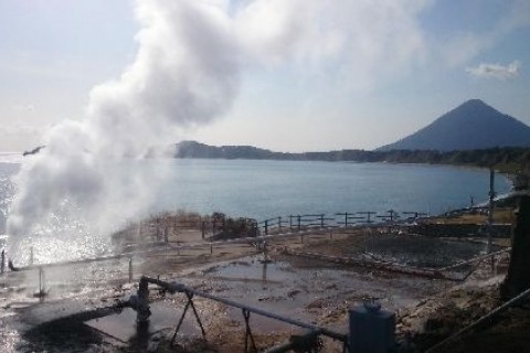 カツオのまち山川でみつけた　温泉の恵みと大海原を望む道