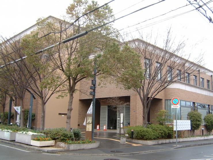 尼崎市スポーツ振興事業団／園田体育館