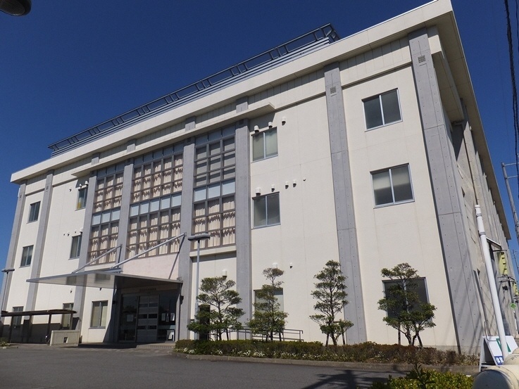 西尾市／中央体育館