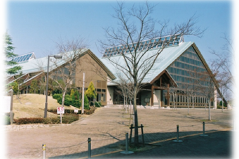 四日市市楠体育館