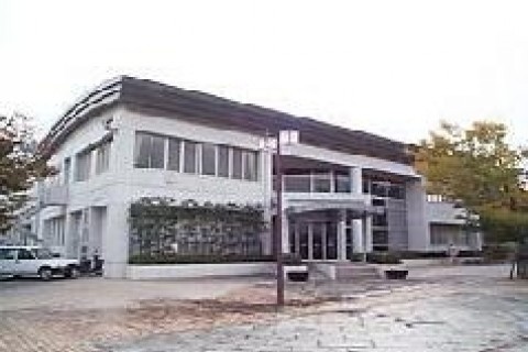 ベティさんの家旭公園　 体育館