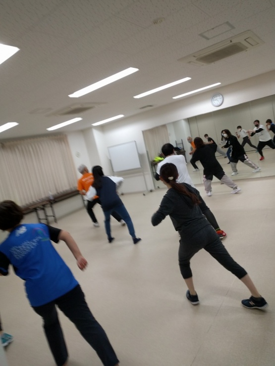 ダンスレッスン風景